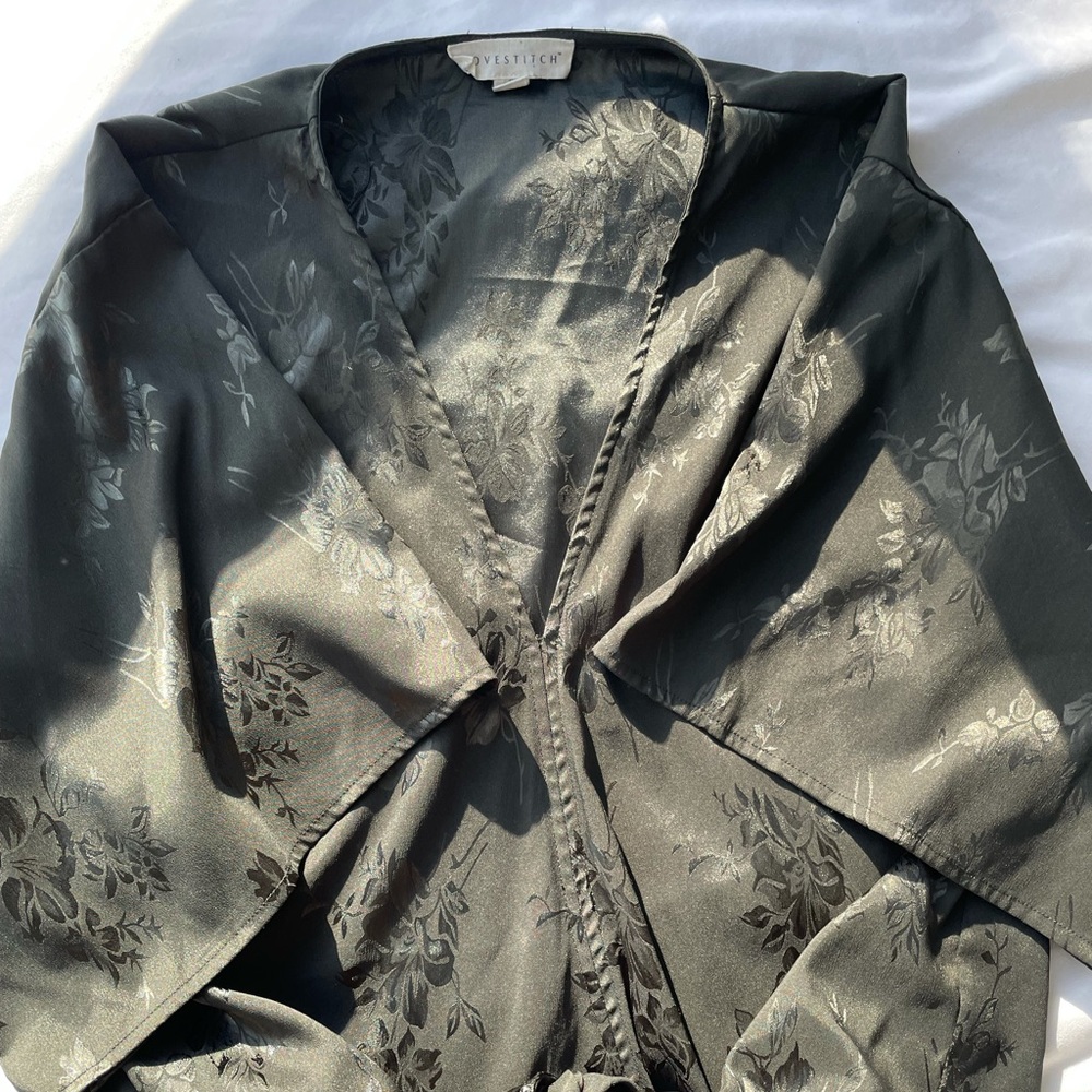 Wide sleeve blouse